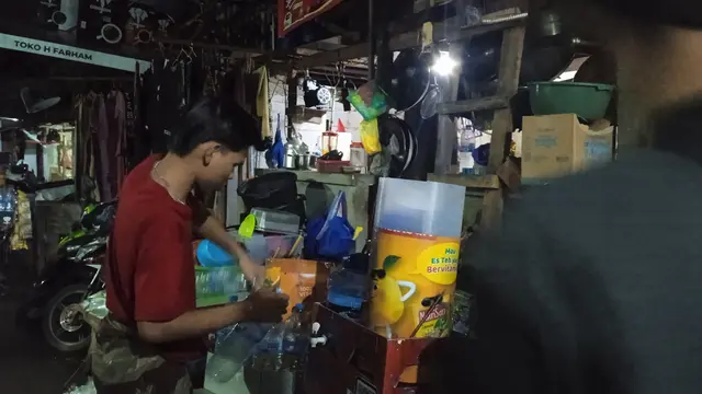 pedagang kopi keliling