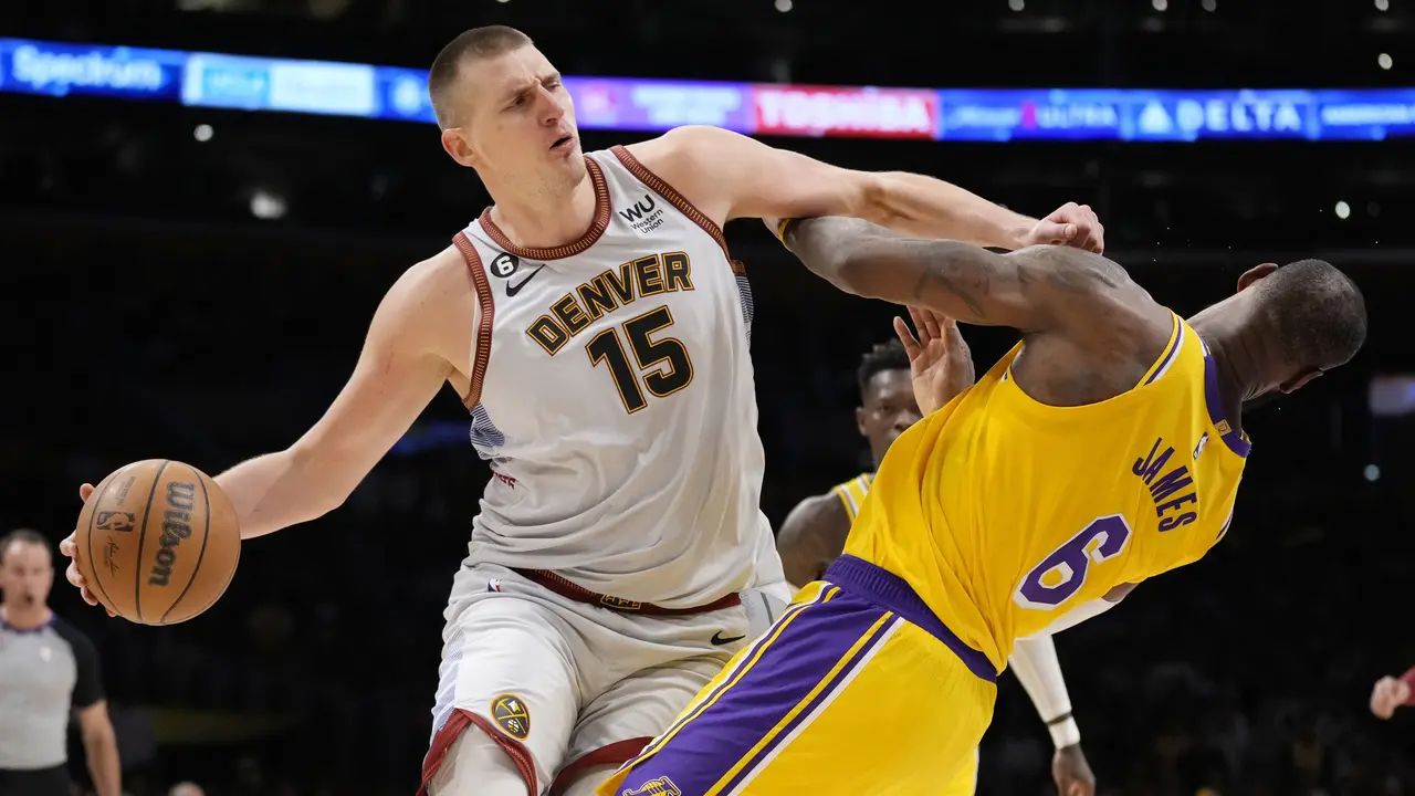 Foto: Ekspresi LeBron James Setelah Gagal Samakan Kedudukan, Denver Nuggets Catatkan Sejarah
