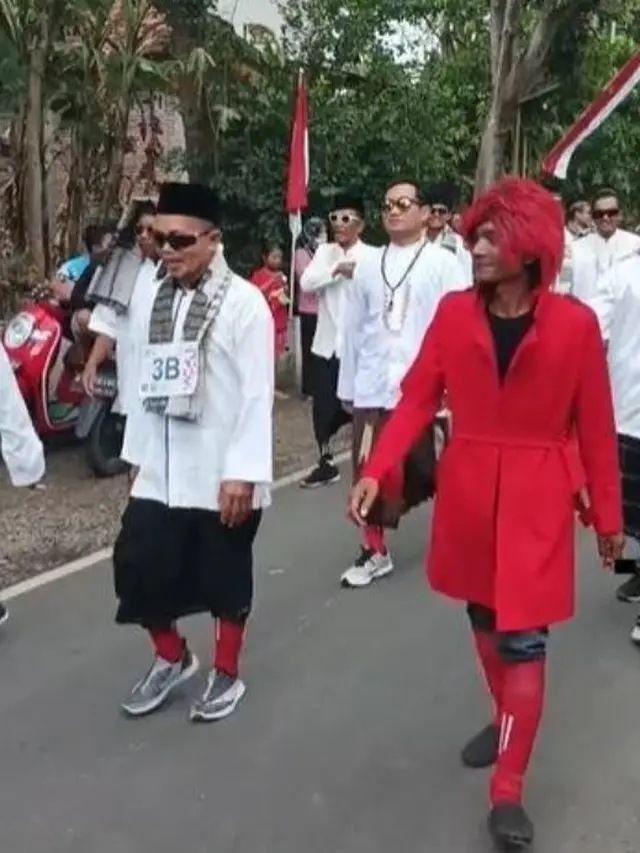 7 Potret Nyeleneh Kostum Karnaval 17 Agustus Ini Ada yang Lucu Hingga Seram