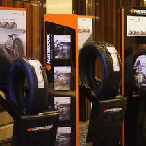 Hankook meluncurkan 5 produk terbaru mereka di Hotel Sheraton Gandaria, Jakarta Selatan (10/1).(Ikbal/Otosia.com)