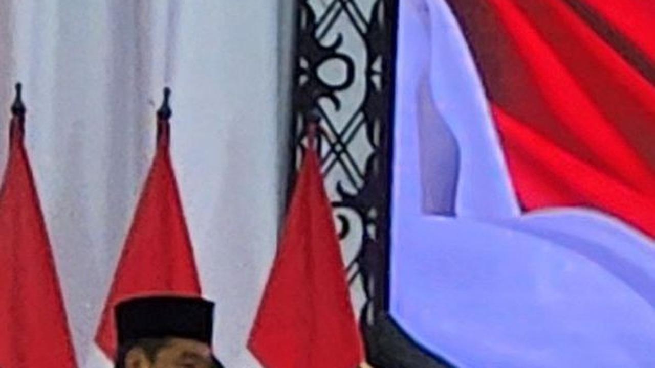 VIDEO: Lengkap! Alasan Jokowi Beri Pangkat Jenderal TNI Kehormatan kepada Prabowo