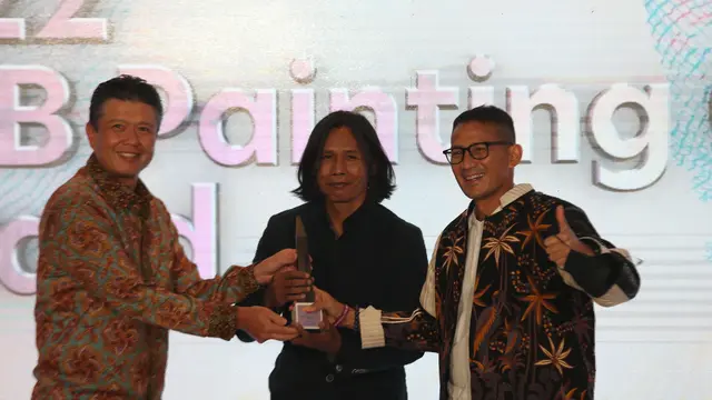 Perupa Asal Yogyakarta Sabet UOB Painting of the Year Indonesia 2022