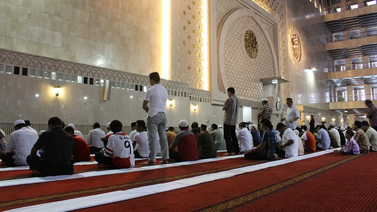 3 Waktu Paling Terakbulnya doa di Bulan Ramadan