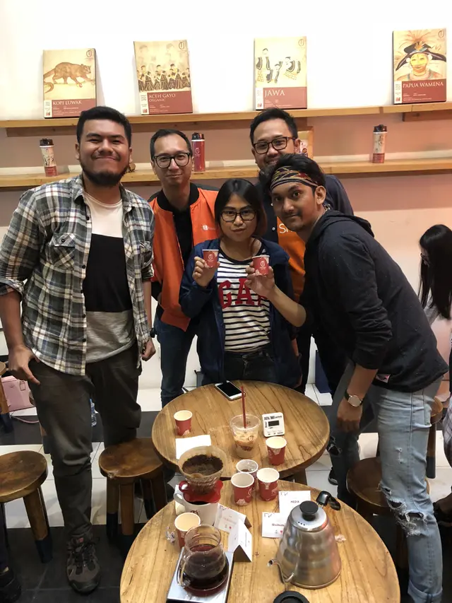 Shopee dan Anomali Coffee