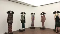 Ivan Gunawan Hadirkan Nusanova 2.0 Sekar Jagat, Eksplorasi Batik Madura dalam Fashion Installation