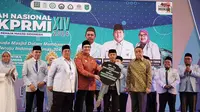 Prabowo Sumbangkan 100 Unit Mobil untuk Perawatan Masjid
