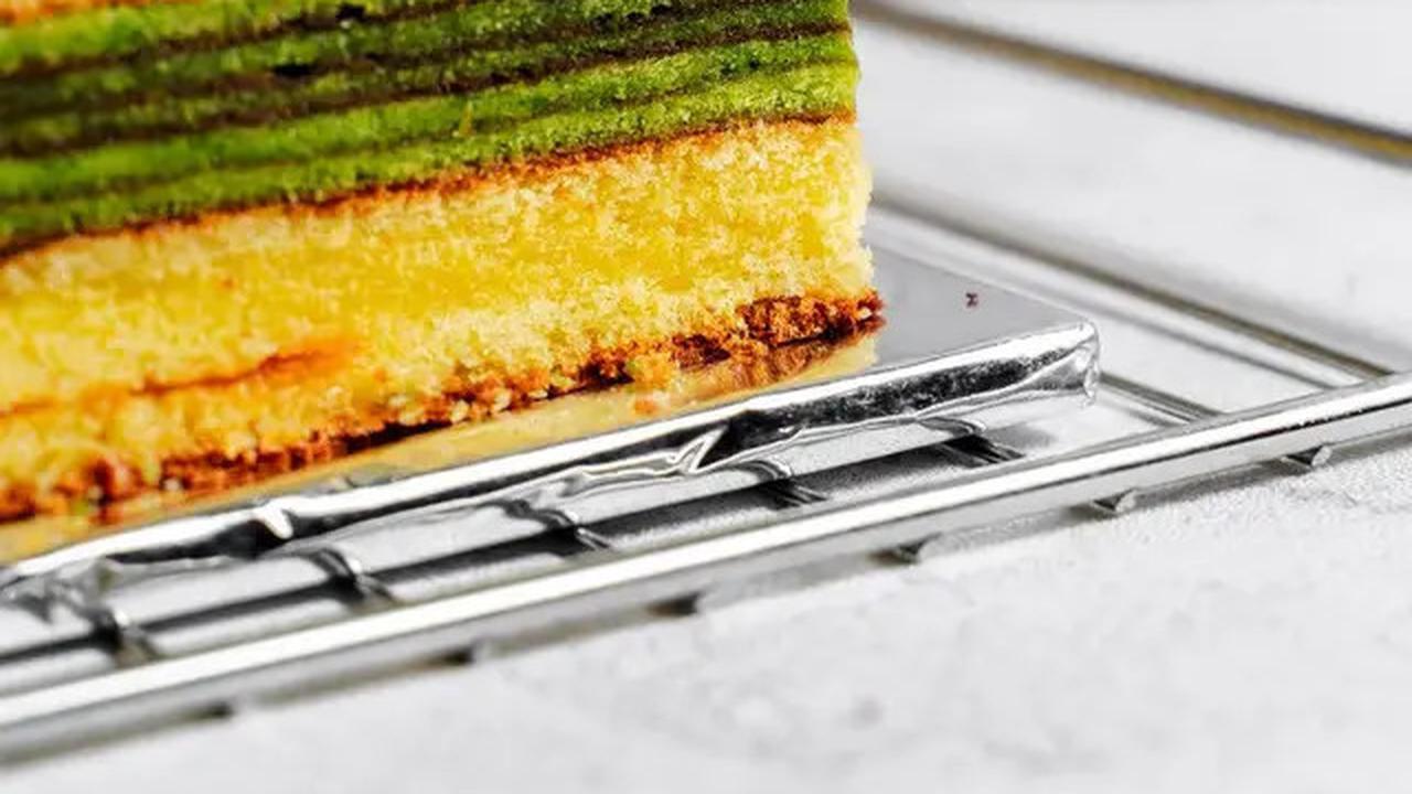 Spikoe Resep Kuno, 7 Resep Otentik Kue Lapis Khas Surabaya