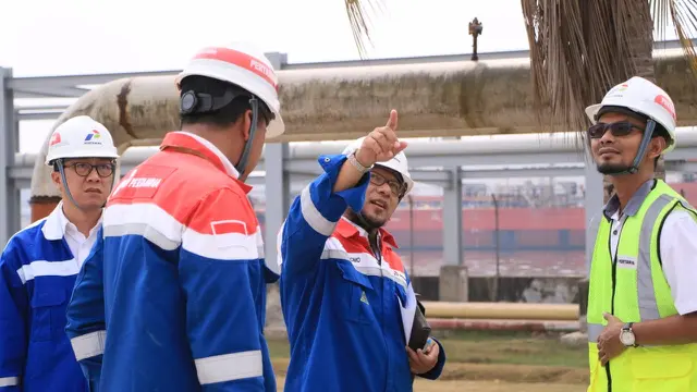 Seni mural di TBBM Pertamina