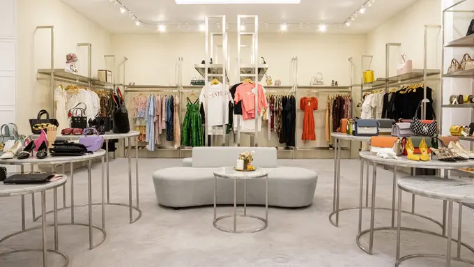 Diary Fimela: Voila.id Sukses Jadi E-Commerce Fashion Angkatan Pandemi yang Sukses Hadirkan Produk Luxury