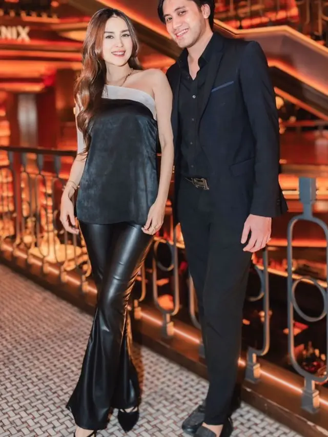 Vicy Melanie saat hamil