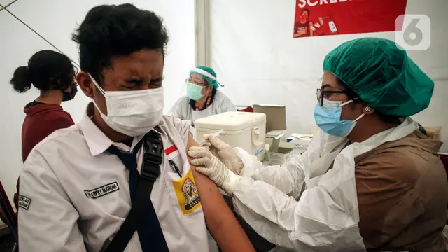 PMI Gelar Vaksinasi untuk Pelajar dan Masyarakat Umum