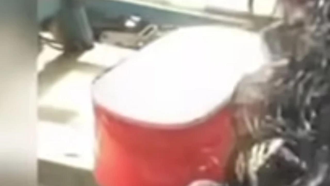 Geger Penemuan Jasad Bayi di Gerobak Es Cendol
