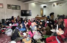 Ratusan Warga Mengungsi Akibat Longsor Cisarua Bandung, Puluhan Lainnya Masih Dicari
