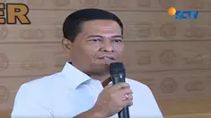  Polisi juga masih mencari keberadaan perempuan yang ikut rombongan mobil tersangka sebagai saksi kunci. 