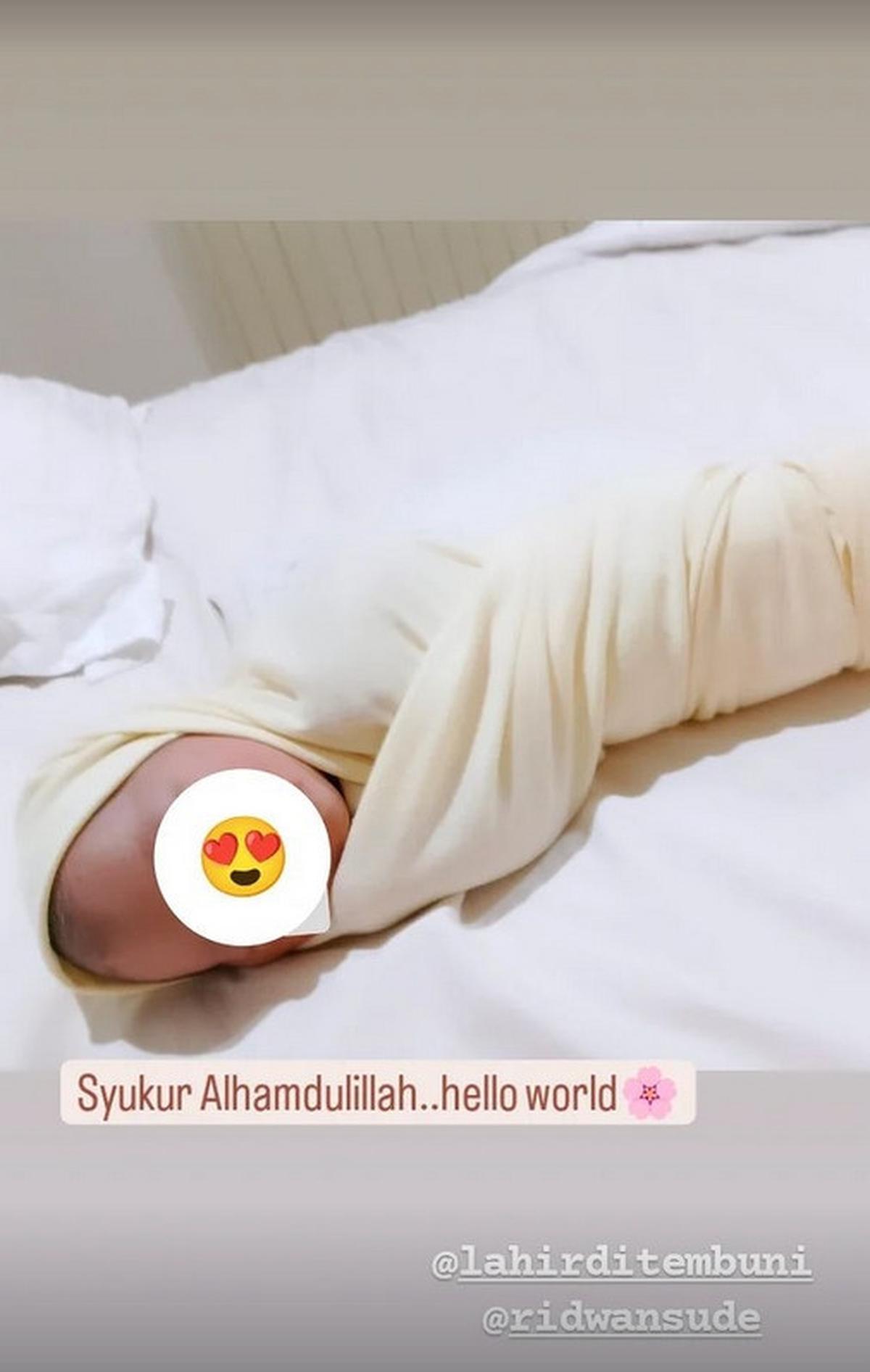 Potret Anak Pertama Kiki Amalia