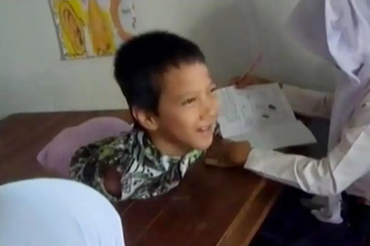 Segmen 2: Kegigihan Seorang Anak yang Tidak Punya Kaki dan Tangan