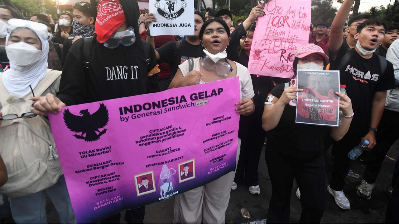 Masyarakat sipil gelar Aksi Indonesia Gelap
