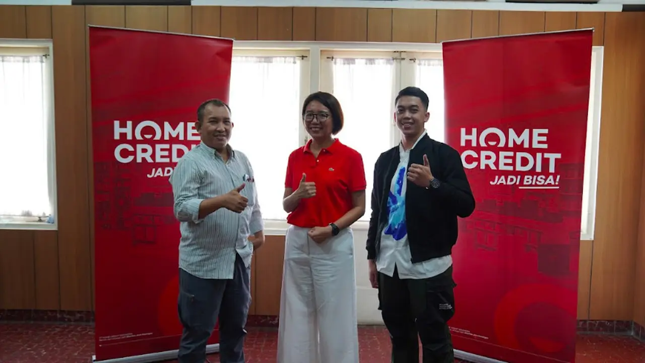 Home Credit Dukung Peran Orangtua Penuhi Kebutuhan Sekolah Anak