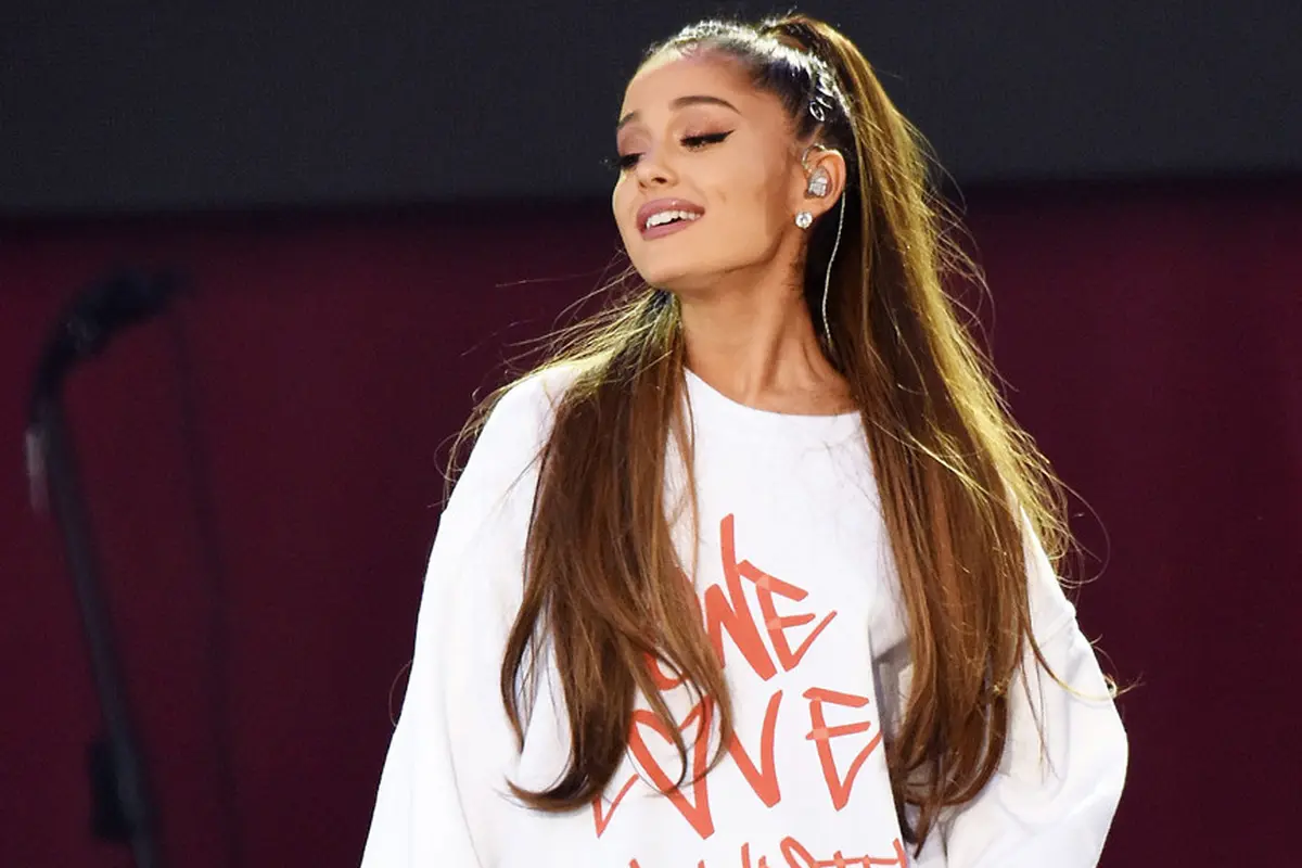 [Bintang] Tur Eropa Usai, Ariana Grande Curhat di Instagram