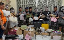 Selamatkan Kerugian Negara, TNI AL Gagalkan Penyelundupan Barang Branded dari Malaysia