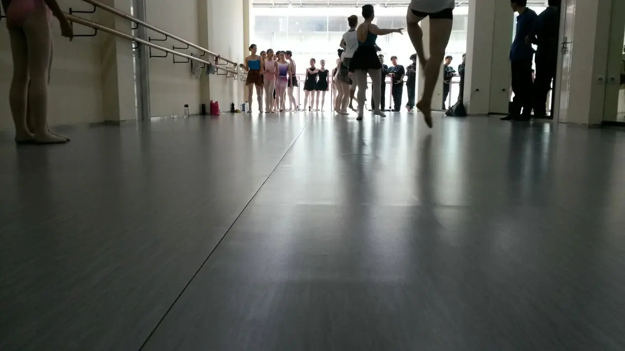 Suasana latihan saat master class balet Li Cunxin di Jakarta (Rizki Akbar Hasan/Liputan6.com)