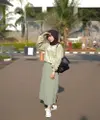 Solusi tampil modis adalah pilih warna atasan dan bawahan yang serupa, seperti style Lesti kejora ini. (Instagram/lestykejora).