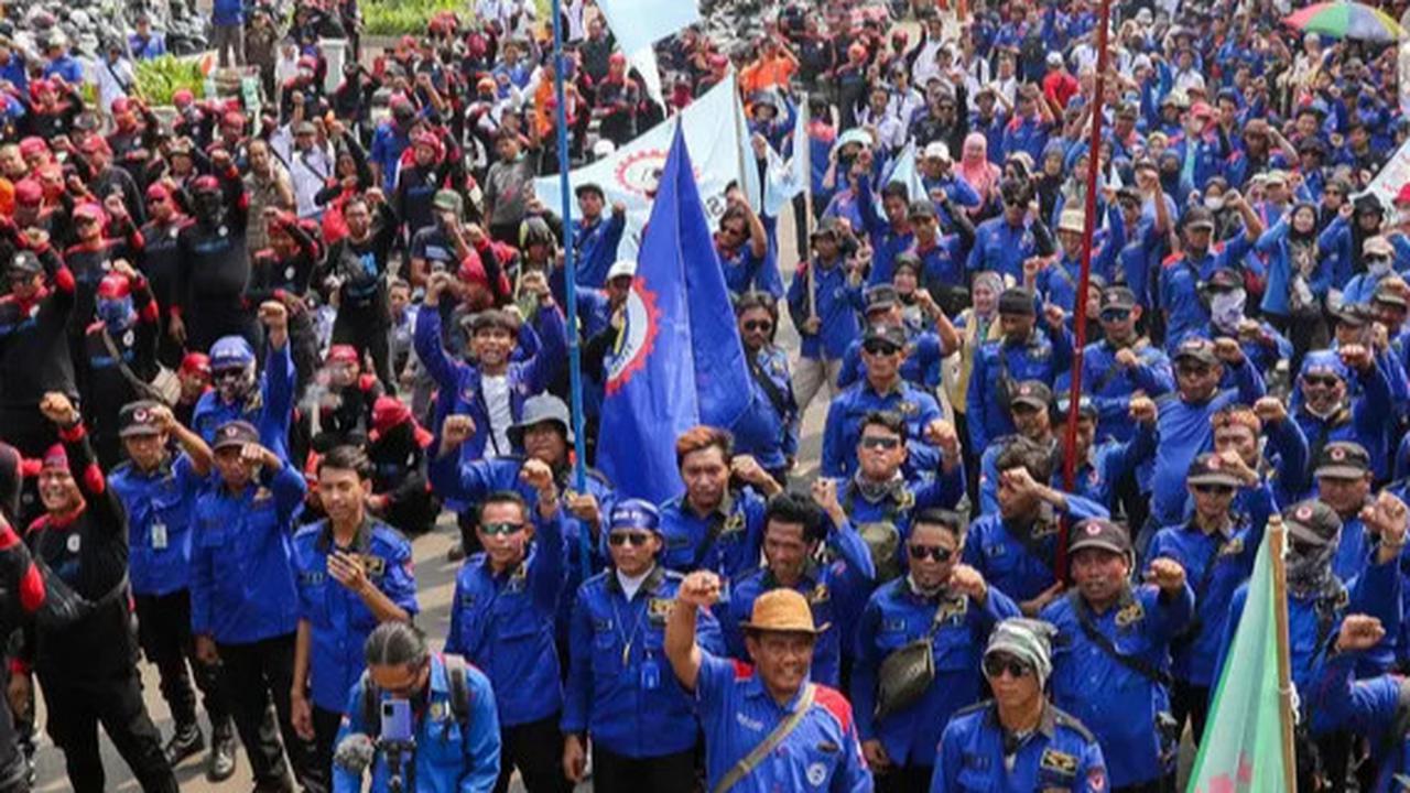 Serikat Pekerja Minta UMP 2025 Naik 20 Persen, Ini Alasannya