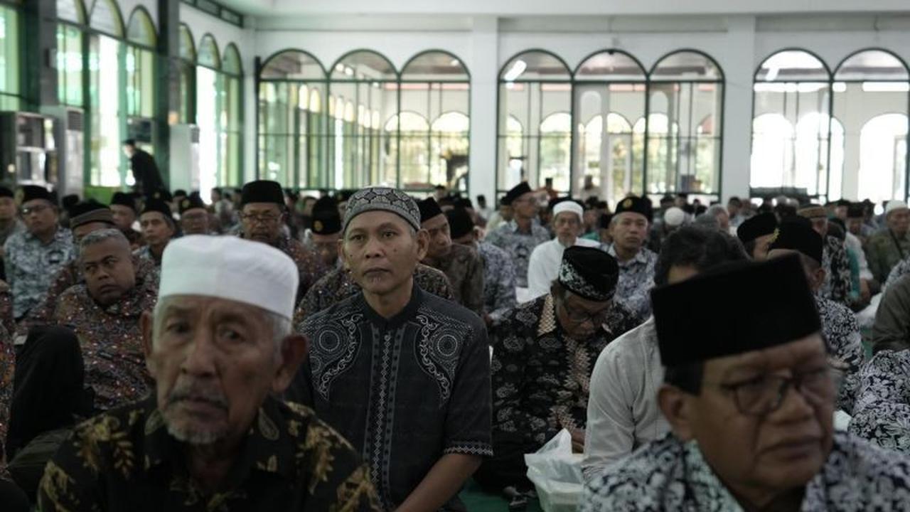 1.428 Calon Haji Sleman Ikuti Ta'aruf, Bupati Harda Kiswaya Beri Pesan Penting