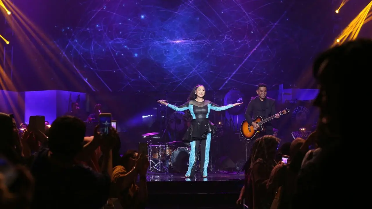 [Bintang] Video: Makna Sebuah Konser Bagi Vina Panduwinata