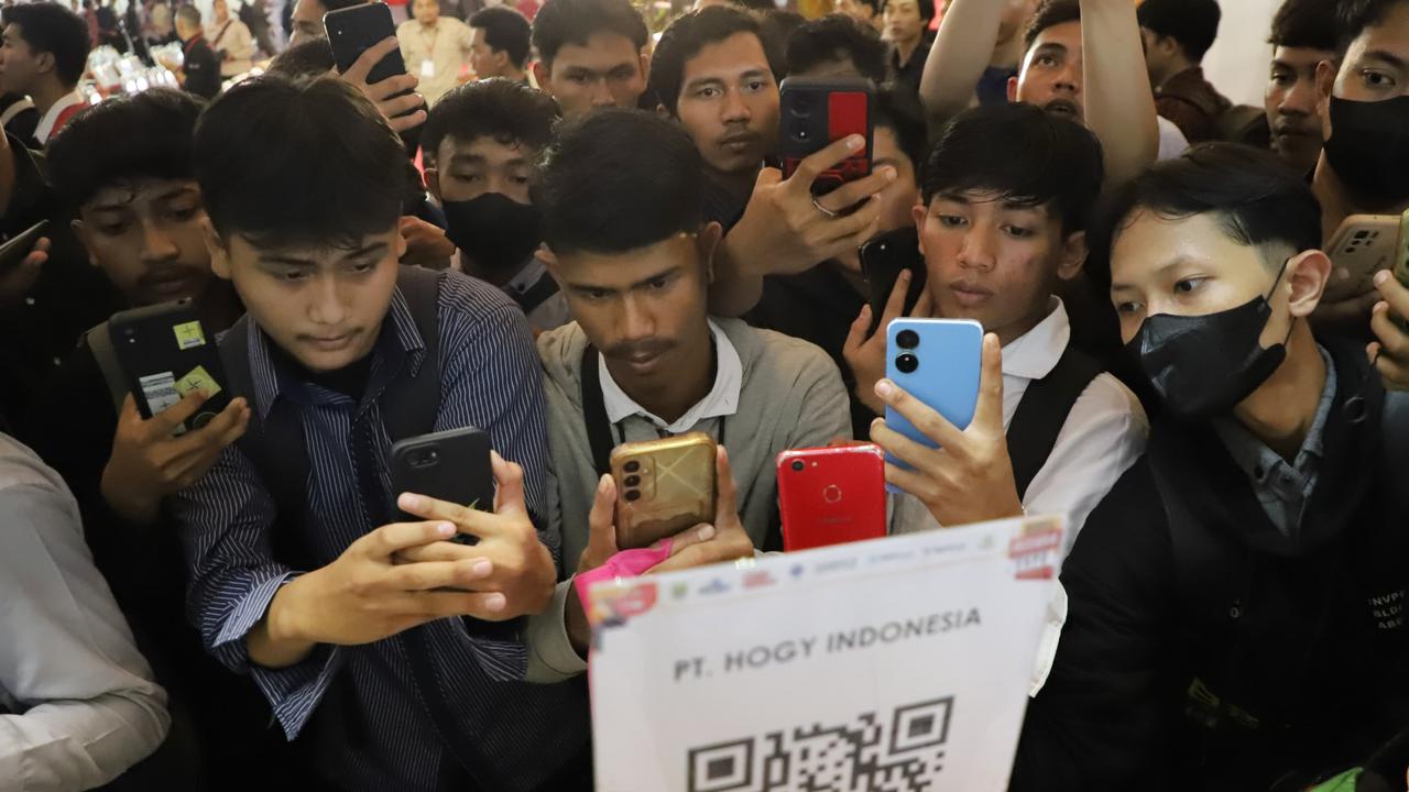 Kisah Pencari Kerja: Mimpi Bekerja dari Gudang ke Gedung