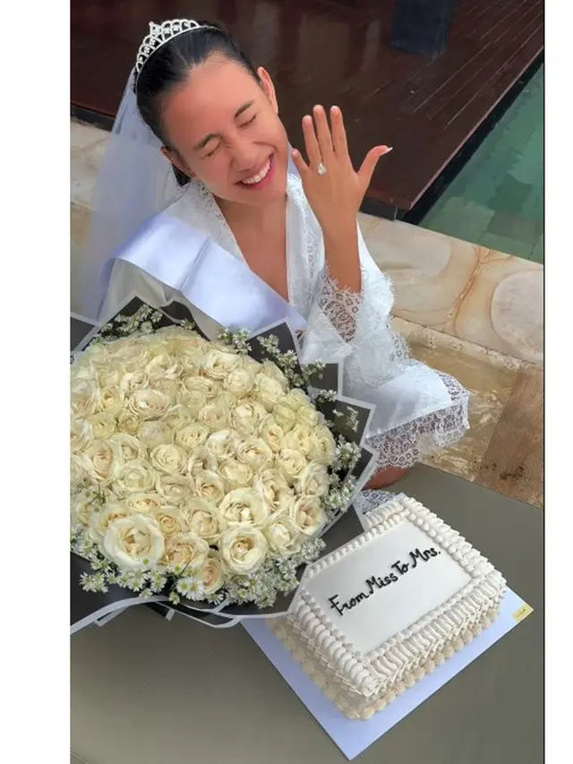 7 Potret Kejutan Bridal Shower Shenina Cinnamon, Sederhana dari Sahabat