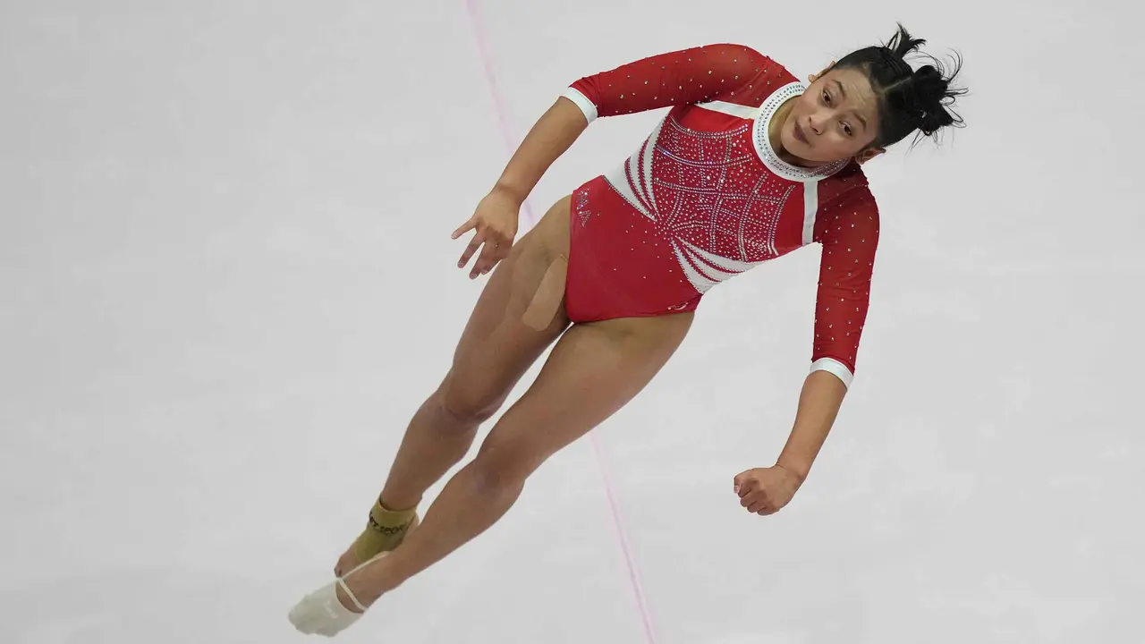 Dua Pesenam Putri Indonesia Lakoni Debut Maksimal di Kejuaraan Dunia Gimnastik 2025