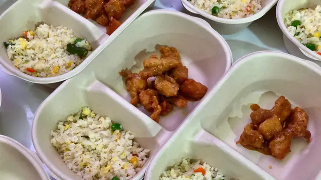 Fried Rice with Honey Sesame Kombinasi Rasa Kaya dengan Sentuhan Minyak Wijen