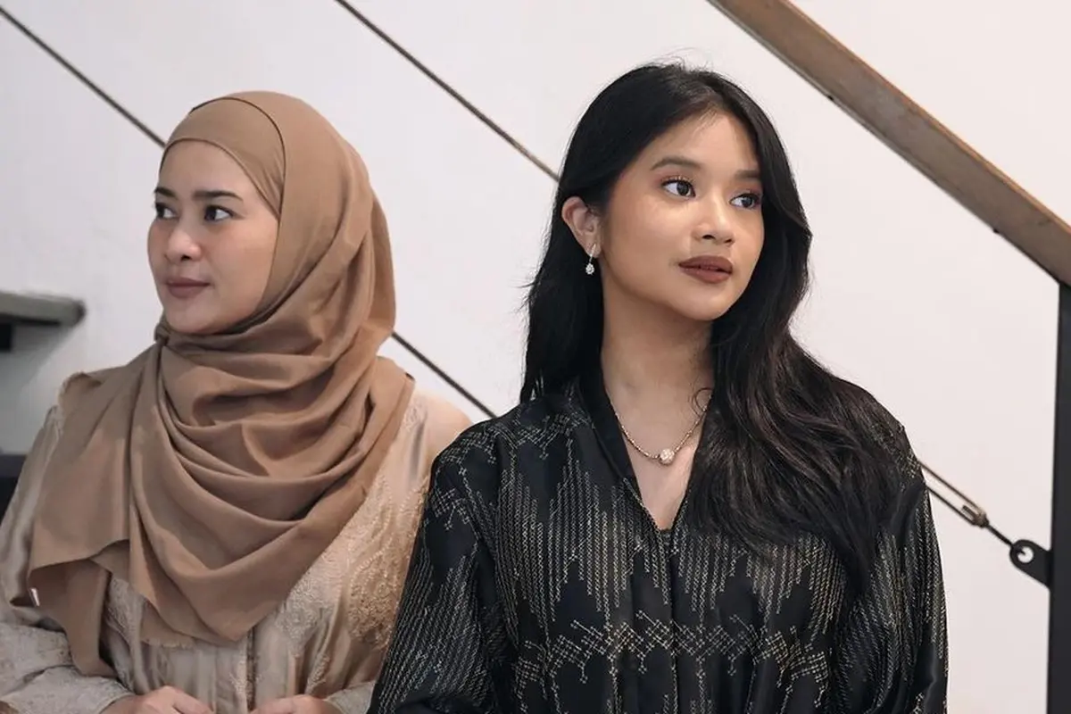 Ikke Nurjanah dan Dira