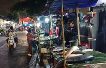 Jelang Imlek, Pasar Ikan Bandeng Musiman Rawa Belong Mulai Ramai Pembeli