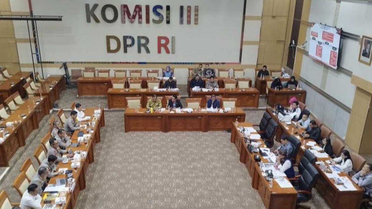 Pelapor Kasus Polisi Tembak Sopir Ekspedisi Malah Jadi Tersangka, DPR: Polda Kalteng Tak Berani Main-Main