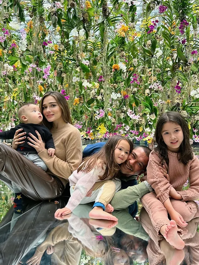 Yasmine Wildblood ketika berlibur ke Jepang (Instagram/yaswildblood)