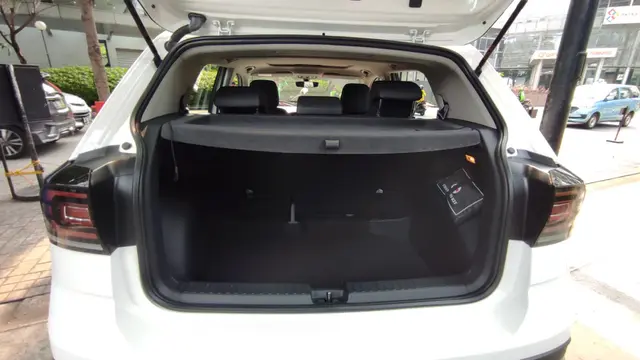 Bagasi Volkswagen T-Cross (Arief A/Liputan6.com)