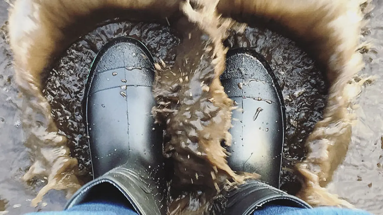Cuci Sepatu Boots