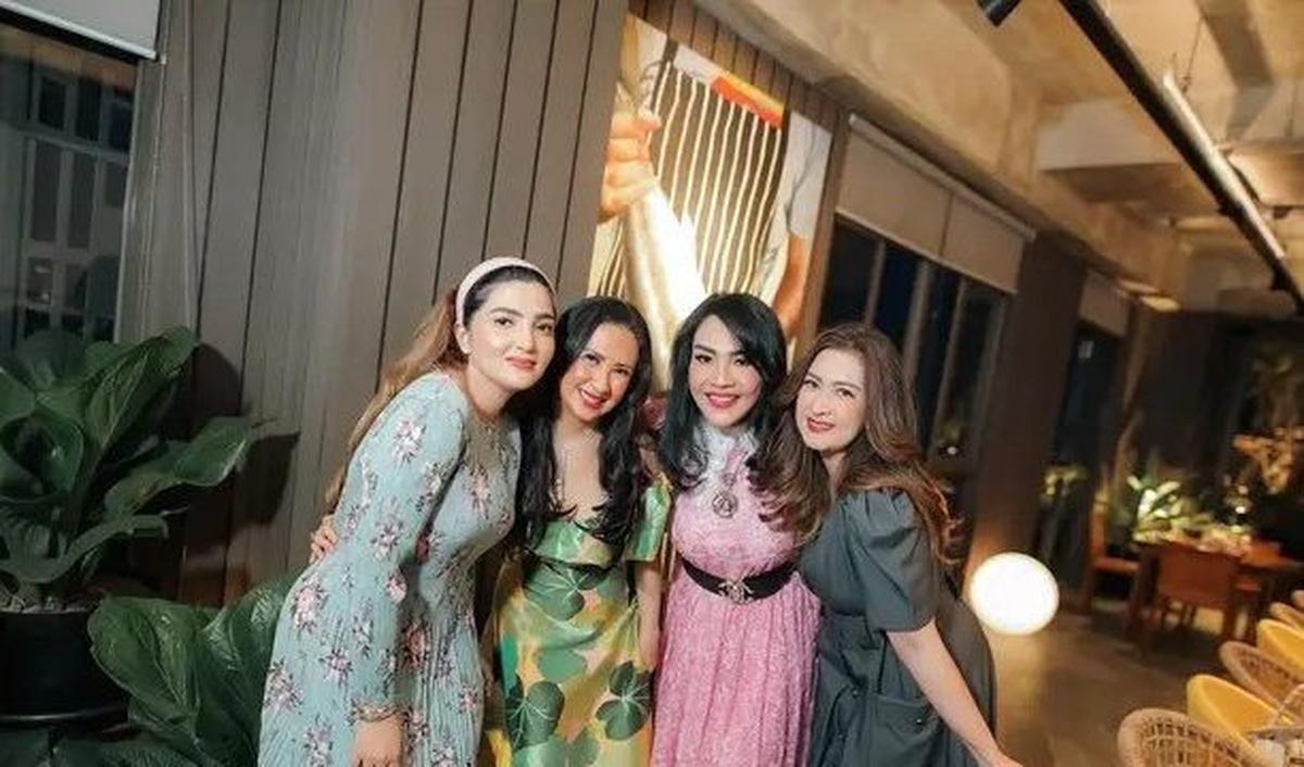 2. Ulang Tahun Bareng Sahabat Tercinta