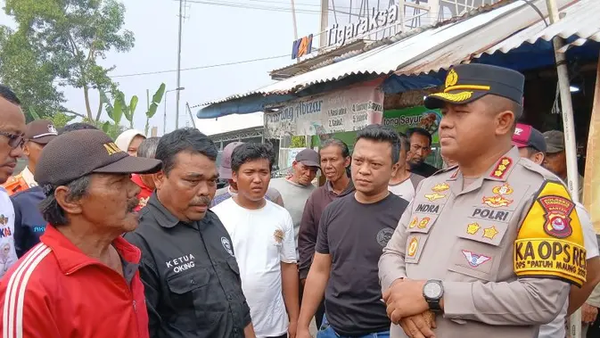 Ibu Bawa Balita Dipaksa Turun Tengah Jalan Saat Hujan usai Taksi Onlinenya Diadang Opang, 3 Ditangkap