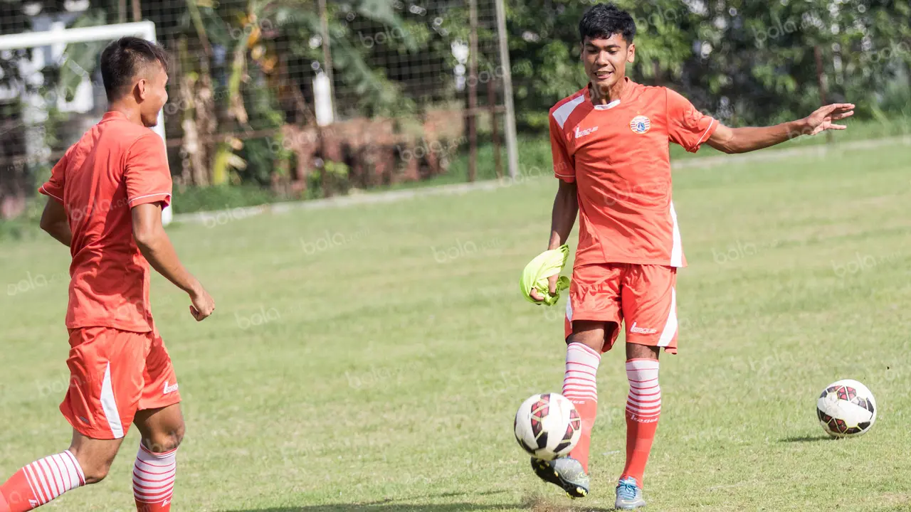 Ade Jantra