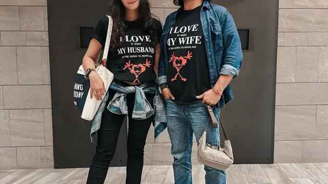 Potret ramon y tungka dengan istri yang jarang tersorot media. (credit:instagram.com/ramonytungka)