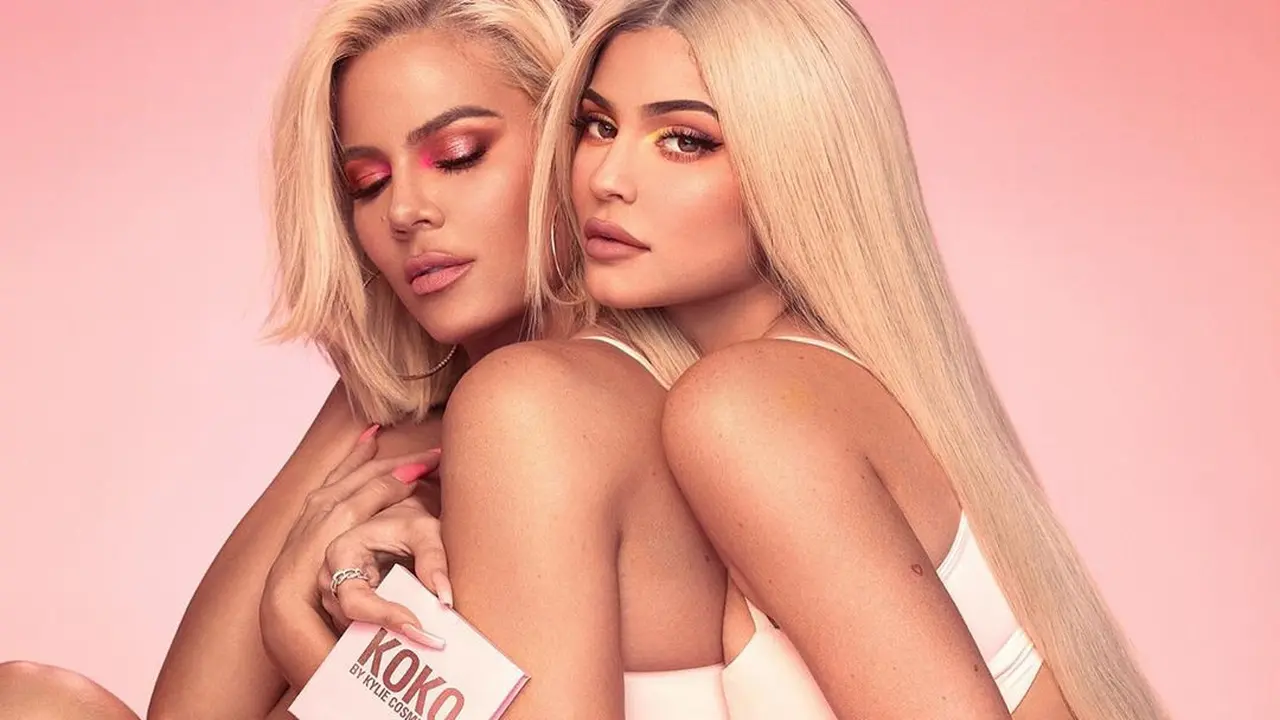 Kolaborasi Kosmetik Ketiga Kylie Jenner dan Khloe Kardashian, Akankah Punya Penggemar?