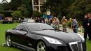 Anak perusahaan besar Jerman Mercedes-Benz yaitu Mercedes Maybach juga menjadi ssalah satu mobil dengan harga fantastis di dunia. Mobil ini dijual dengan harga 8 juta dollar atau setara dengan Rp12 miliar rupiah. Mobil ini memiliki konfigurasi mesin V12. (Source: pinterest.com)