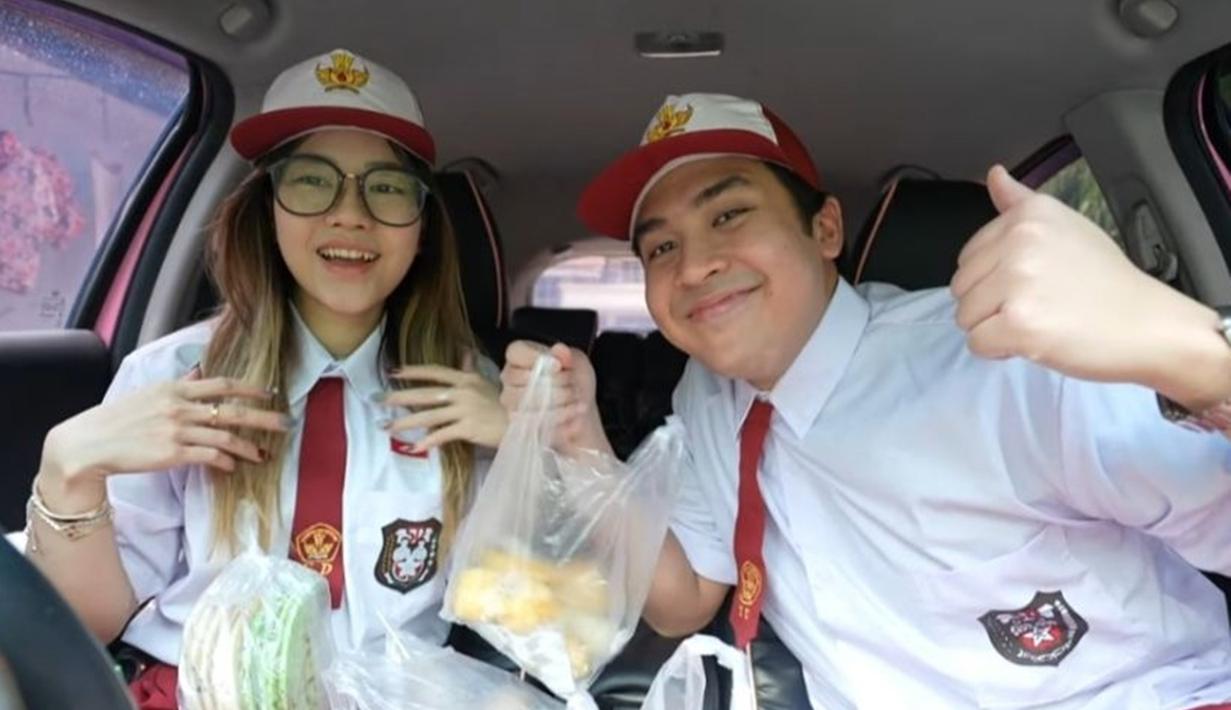 Konten Jessica Jane saat bersama Jerome Polin selalu trending. Keduanya dinilai kompak dan cocok oleh netizen. Chemistry keduanya yang benar-benar dapat membuat netizen baper melihat kebersamaan Jessica Jane dan Jerome Polin. (Liputan6.com/YouTube/Nihongo Mantappu)