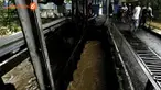 Hujan deras kembali mengguyur Jakarta dan daerah sekitarnya pagi ini. Sejumlah pintu air Ibu Kota masih berstatus Siaga IV alias aman. Meski begitu, ada 1 pintu air yang berstatus Siaga II alias kritis, yakni Pintu Air Pasar Ikan, Penjaringan, Jakart...
