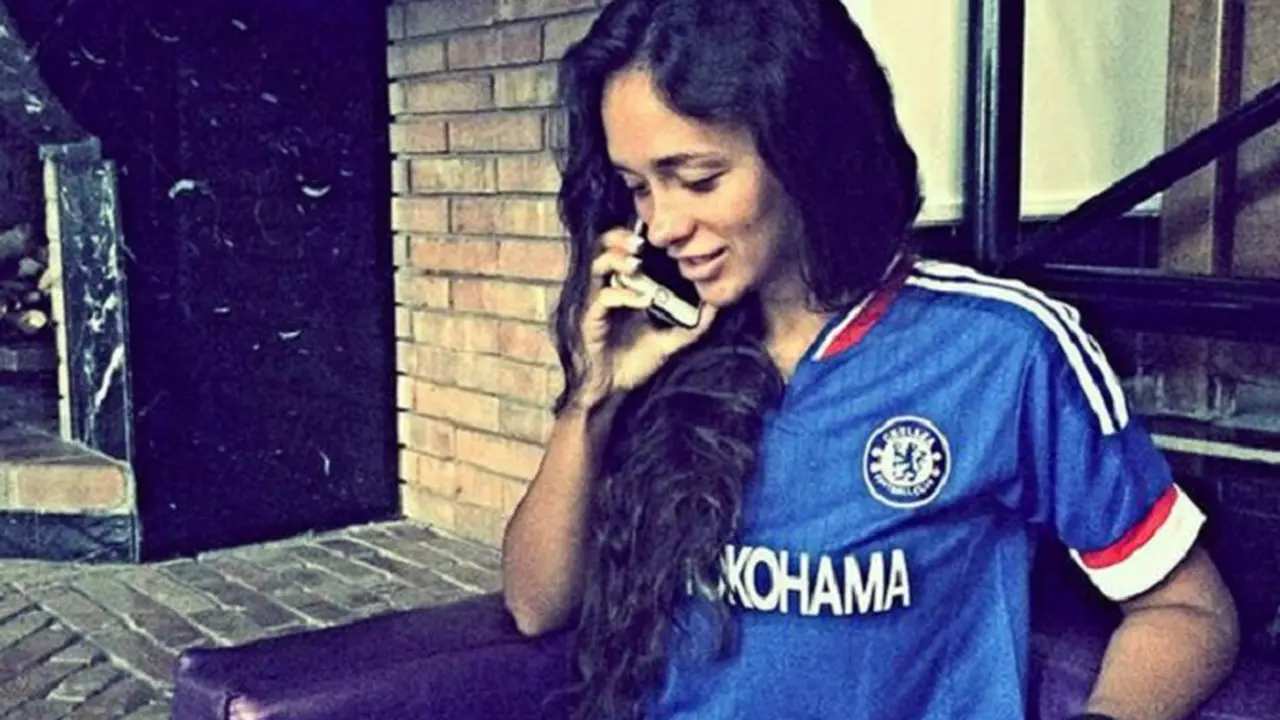 Chelsea Dapatkan Dokter Cantik Pengganti Eva?