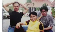 Genap 26 Tahun, Ini 6 Foto Lawas Grup Lawak Patrio di Awal Karier (sumber: Instagram.com/ustadzakriepatrio)