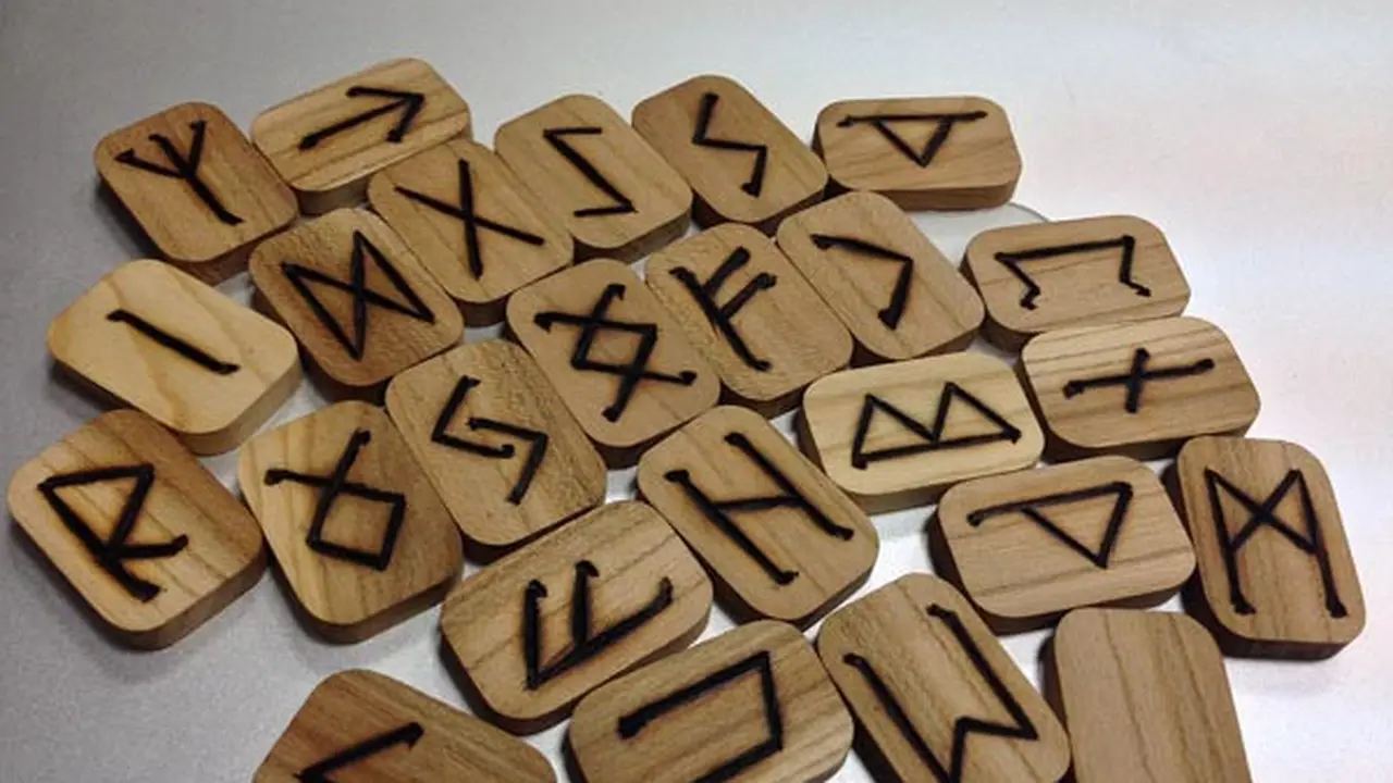 Pilihan Alfabet Rune Ini Dapat Ungkap Keberuntungan Anda